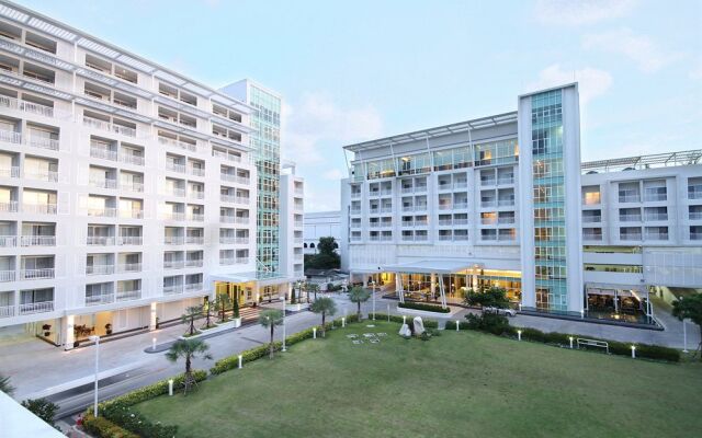 Kameo Grand Rayong Hotel & Serviced Apartments