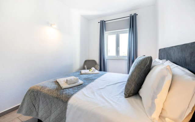 Stay on Top Apartments