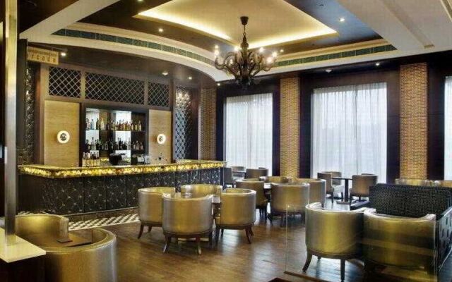 Express Sarovar Portico