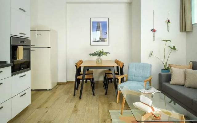 Simple Living in Tel Aviv by Sea N' Rent