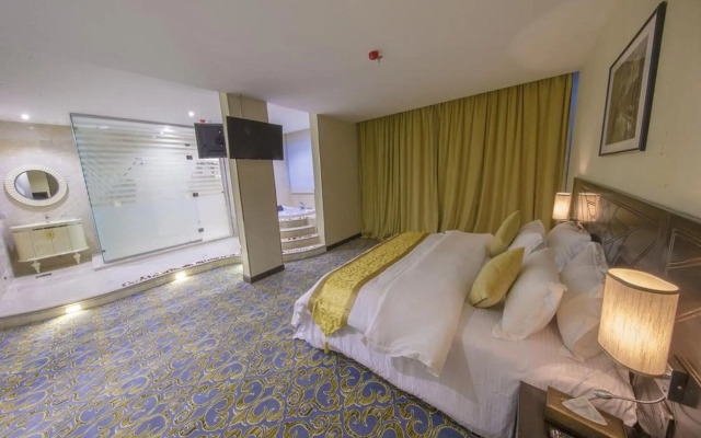 Rollins Hotel