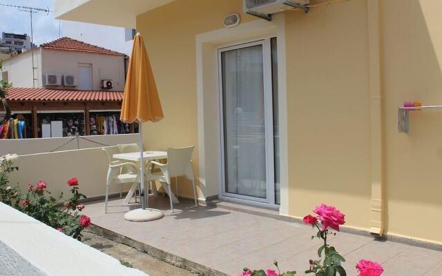 Platanias Beach Apartment