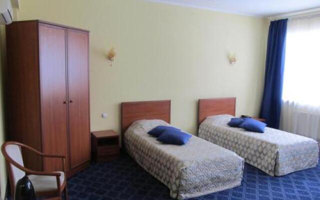 Ланч Кафе Инн