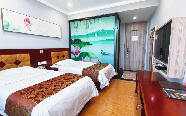 GreenTree Alliance ZhangJiaKou Jingkai District Weisan Road Railway Station Hotel