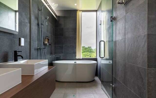 Luxury Hillside Villa with Sea Views