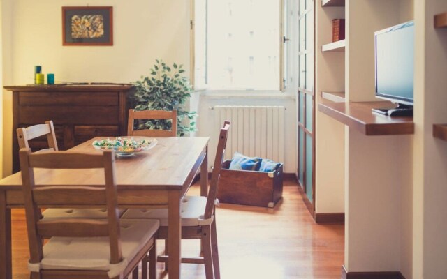 Elegant and Quiet Flat in City Center