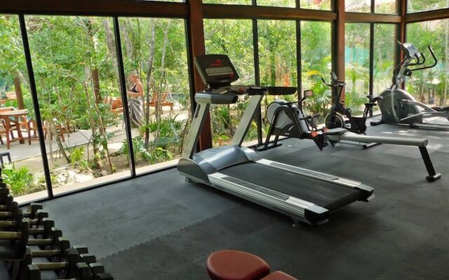 Roomy Apt With Private Terrace - Amazing Amenities