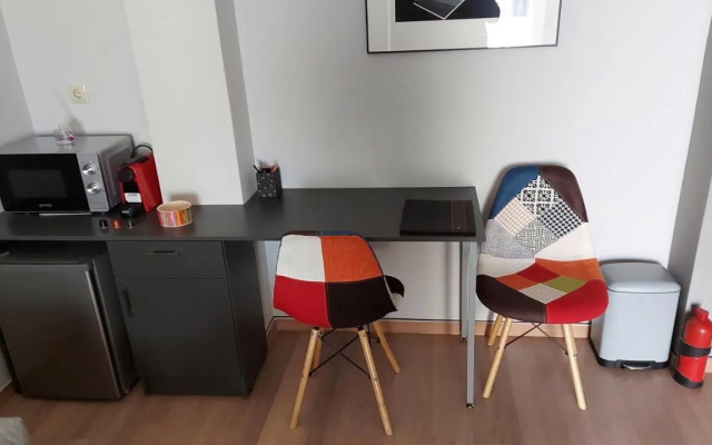 METROPOLITAN MACVIEW-3 διαμέρισμα studio Φάληρο