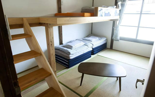 Fukuoka Guesthouse HIVE - Hostel – Guest Rooms – Fukuoka