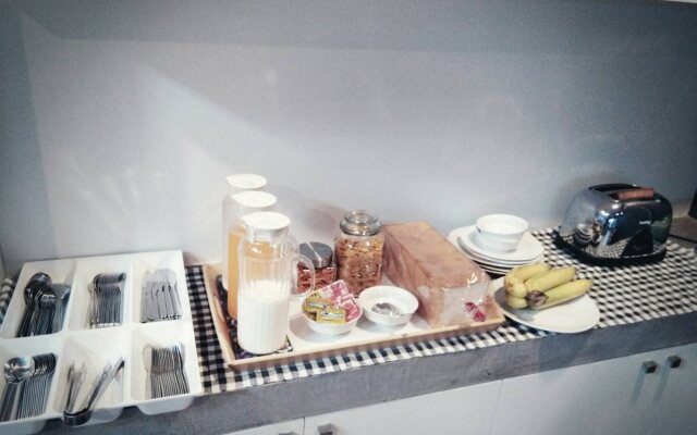 The Chatbox Silom Hostel