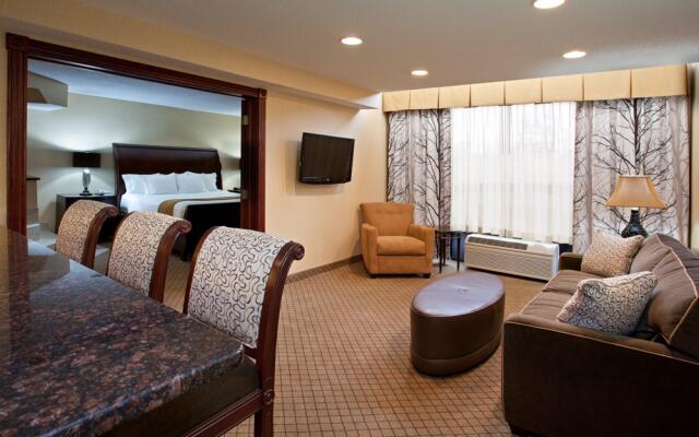 Holiday Inn Express & Suites Wadsworth by IHG