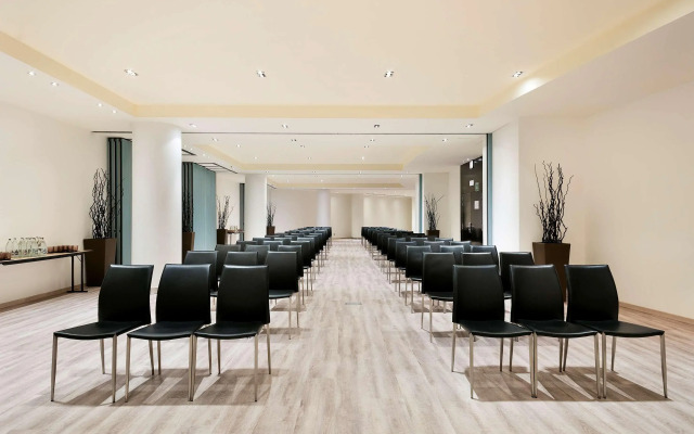 Hotel Barcelona Condal Mar Affiliated by Meliá