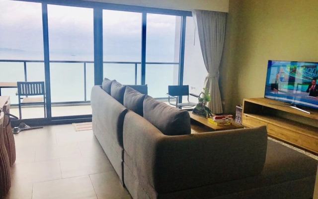 Zire Wongamat Pattaya by M-Property