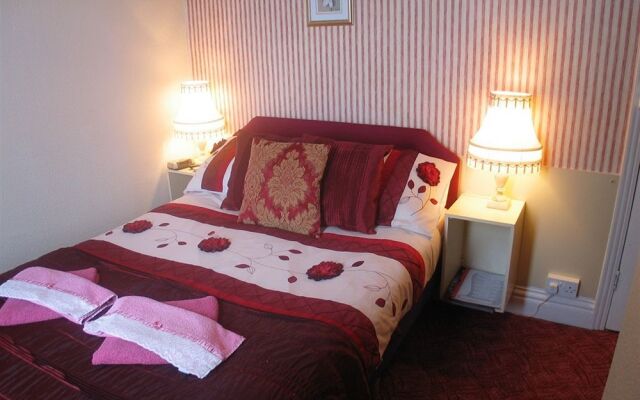 The Kings Court Hotel