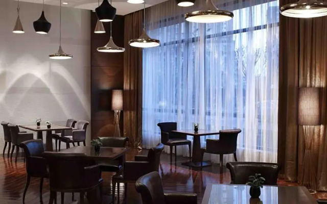 The Lakeview Tianjin -- Marriott Executive Apartments