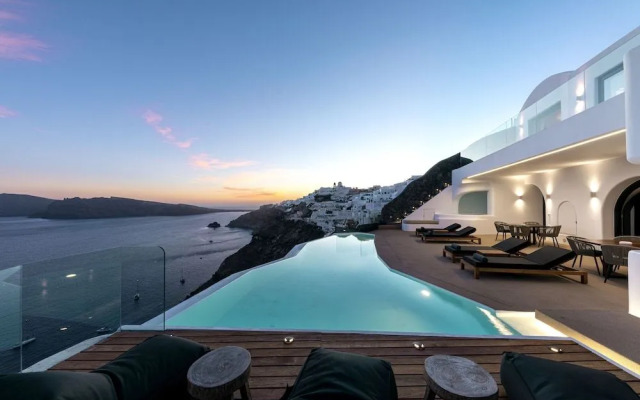 Olvos Luxury Suites