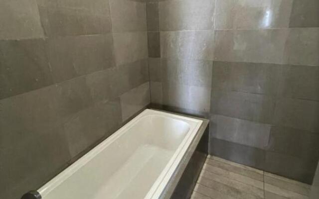 Imperio Residence with Private Bathtub by Lets Stay