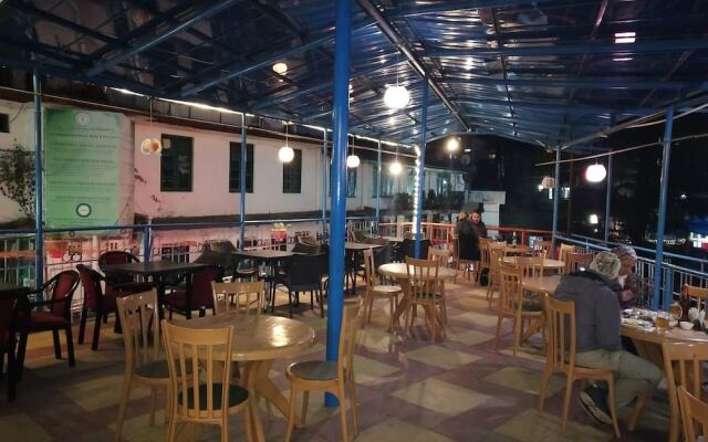 M Hotel & Restaurant