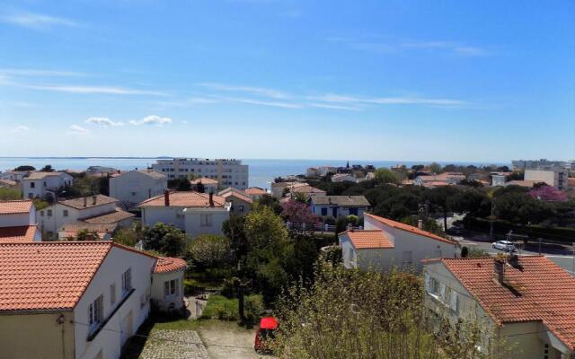 Royan - APPARTEMENT VUE MER - proximité plage et parking privatif