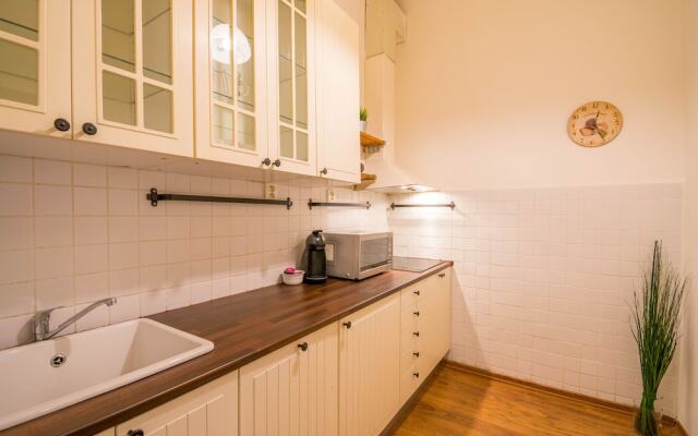 Chest design apartments