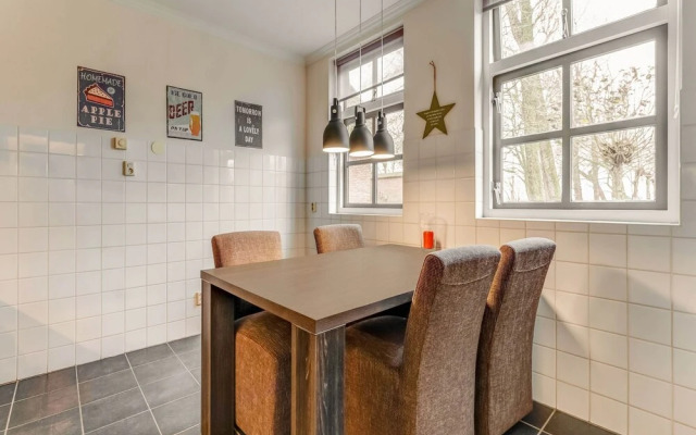 Atmospheric Apartment Near the Beach