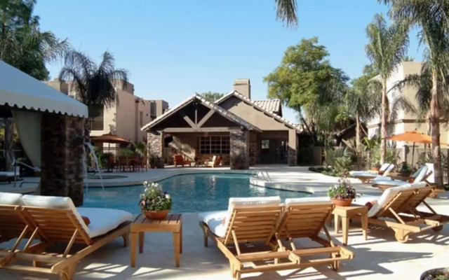 Beautiful Condo in Prime Scottsdale Location!
