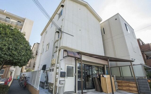 Very House Nippombashi B