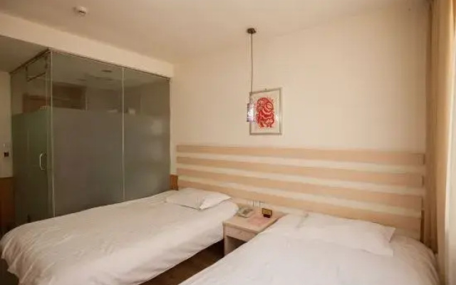 De Xiang Hotel（‌Dalian University of Technology‌）