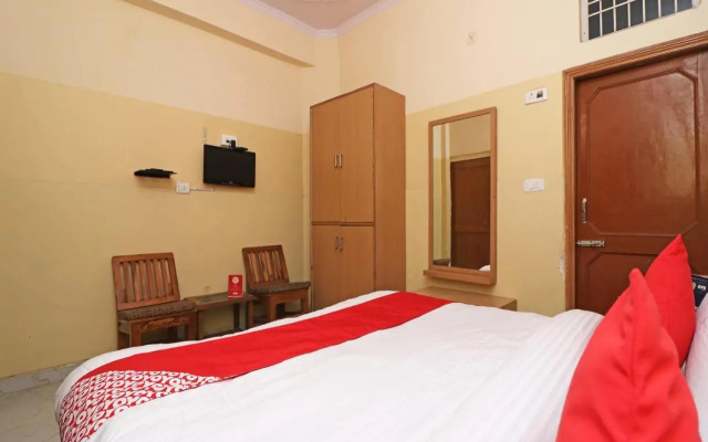 OYO 24103 Akbar Guest House