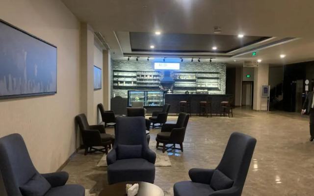 Grand Hotel And Convention Centre Karaman