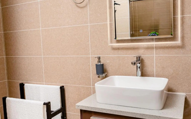 Moonpopson Luxury Apartments, Fourways, Sandton