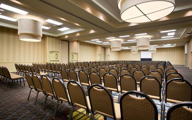 Aviator Hotel & Suites, Best Western Signature Collection