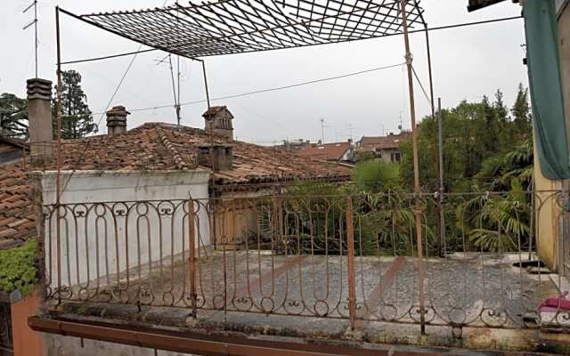 Stay in Verona Center