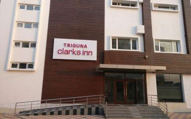 Triguna Clarks Inn
