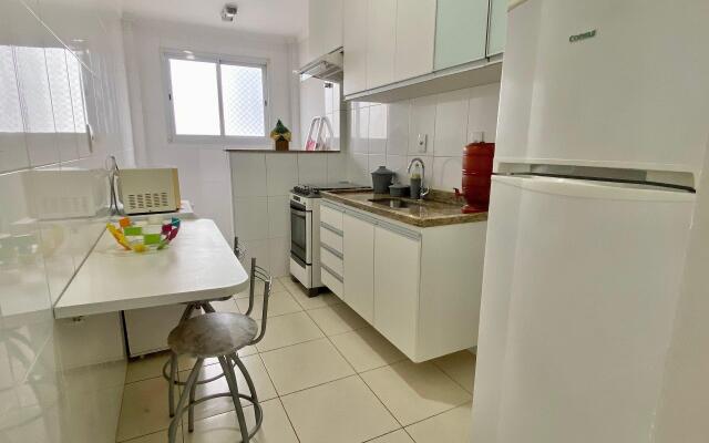 F034- Apto no Forte Churrasqueira, Wi-Fi e Piscina