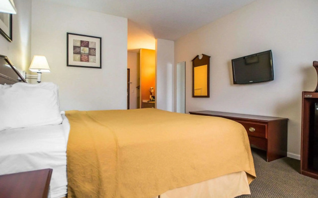 Quality Inn Peru near Starved Rock State Park