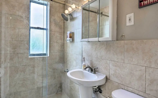 Sunny Miami Beach Condo Steps to Boardwalk!