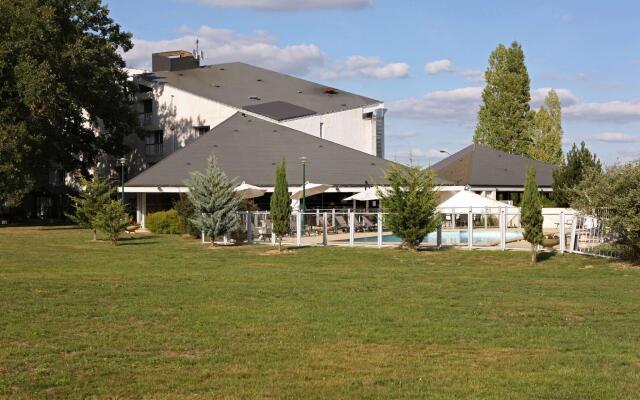 Best Western Le Bois De La Marche