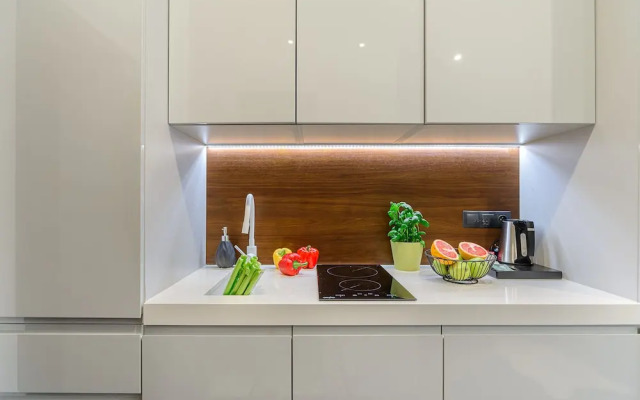 Lumina comfortable apartment in Warshaw