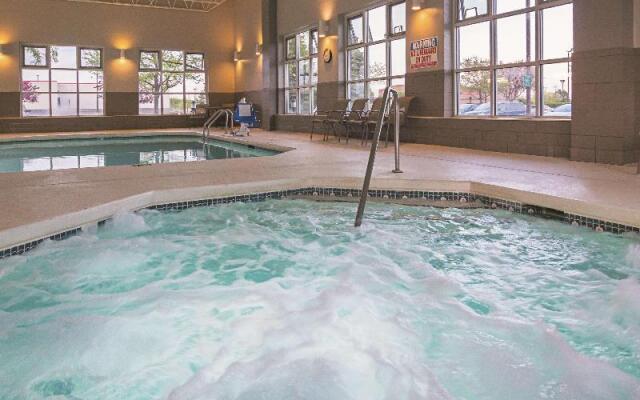 La Quinta Inn Detroit Utica