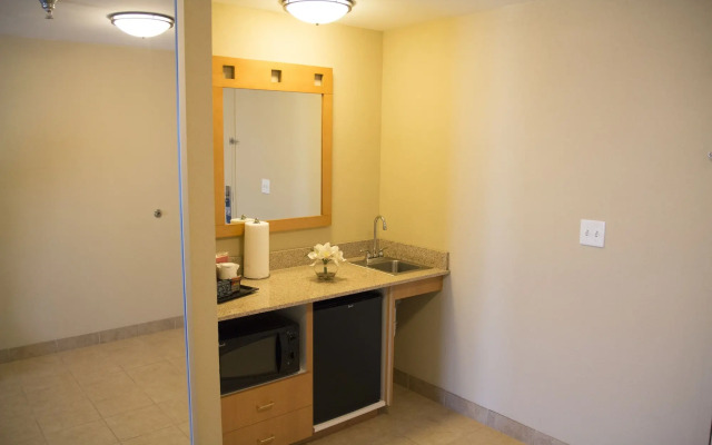 Hampton Inn And Suites Madera