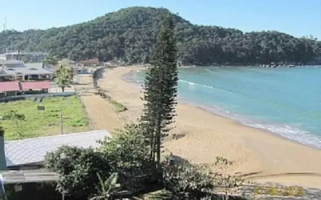 Praia da Ilhota, lado de Baneário Camboriú