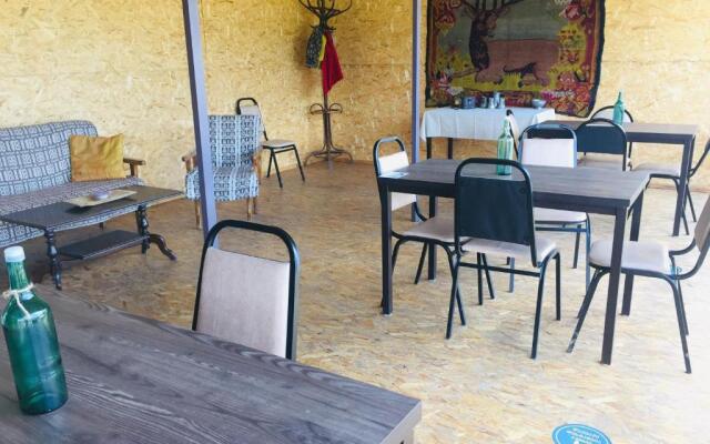 Nadiani Guesthouse