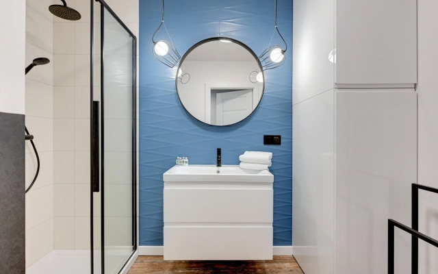 Boutique Residence - Old Town Riverside