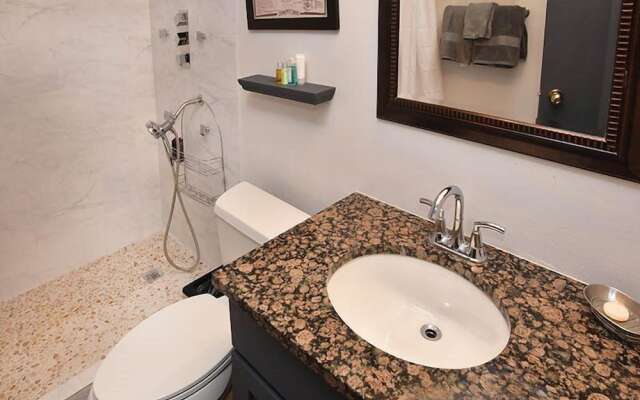 1-village Inn Plaza 16