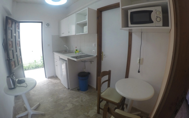 Andromaches Holiday Apartments