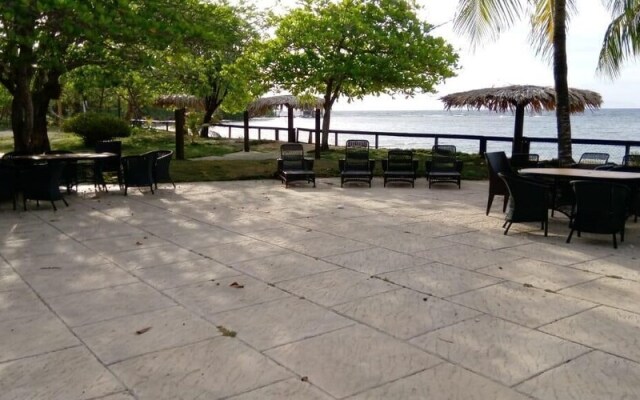 Calabash Bight Resort