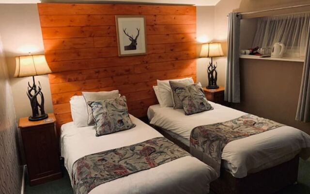 OYO Cocketts Hotel