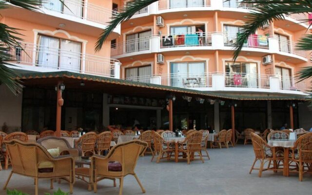 Mutlu Apart