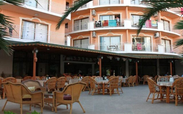 Mutlu Apart Hotel